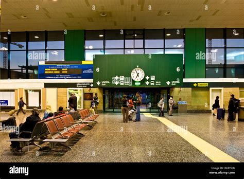 milan airport arrivals